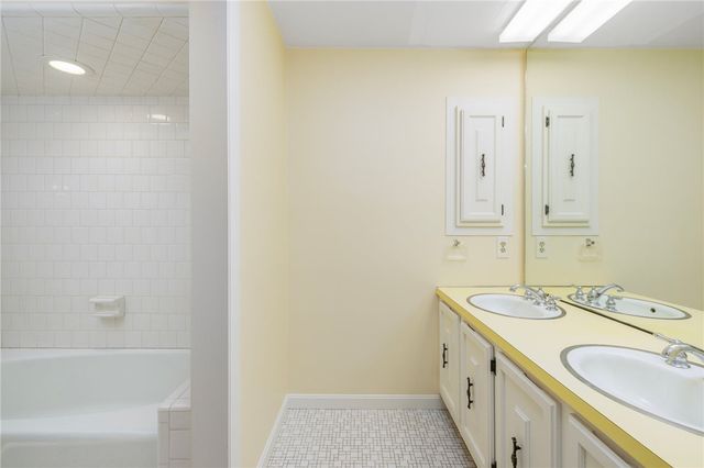 515 Wakefield Street, West Warwick, RI 02893