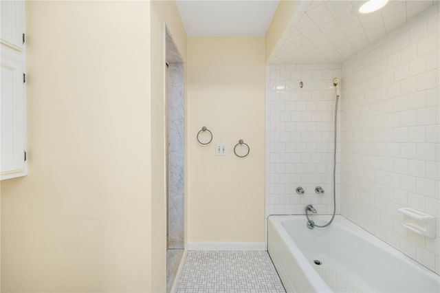 515 Wakefield Street, West Warwick, RI 02893