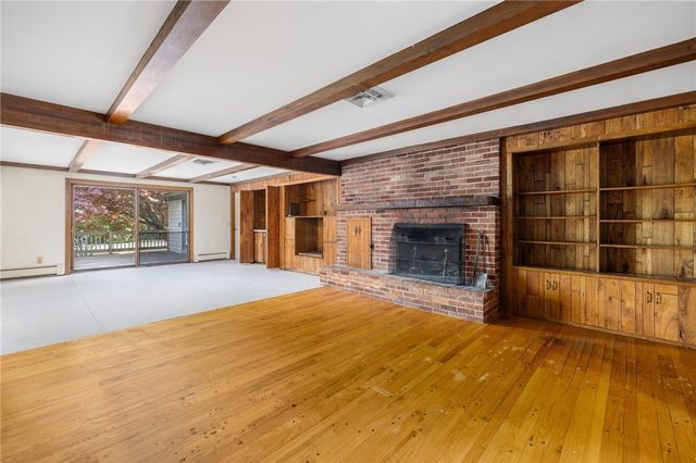 515 Wakefield Street, West Warwick, RI 02893