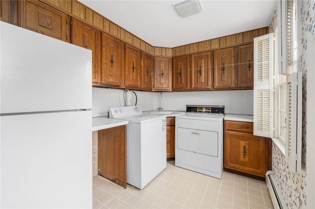 515 Wakefield Street, West Warwick, RI 02893