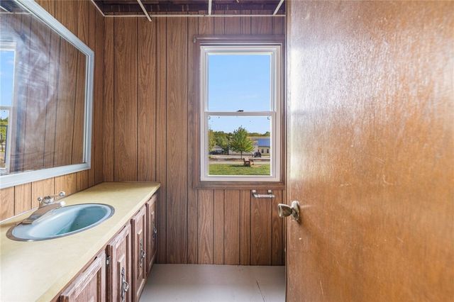 515 Wakefield Street, West Warwick, RI 02893