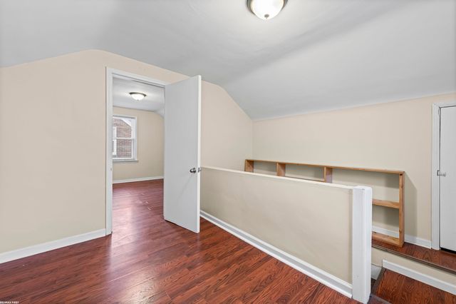 22844 Oakwood Avenue, Eastpointe, MI 48021