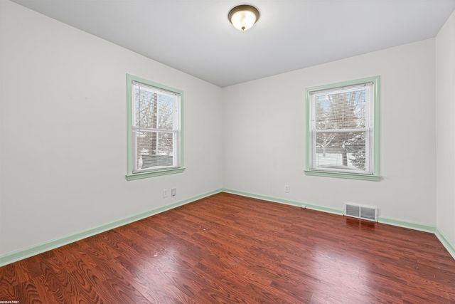 22844 Oakwood Avenue, Eastpointe, MI 48021