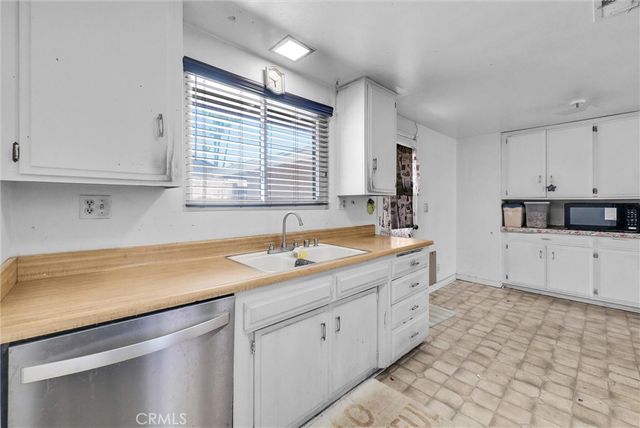 6254 Stanton, Highland, CA 92346