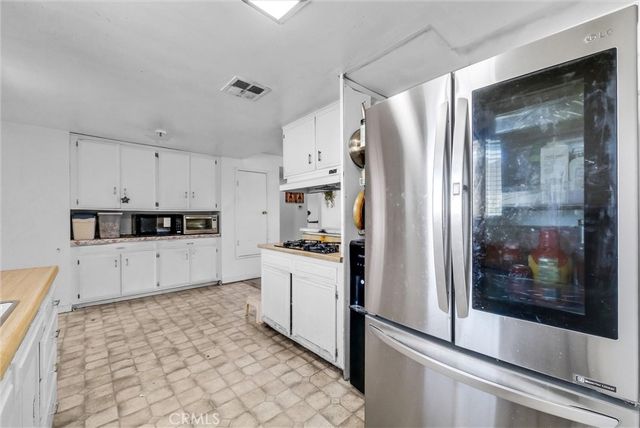 6254 Stanton, Highland, CA 92346