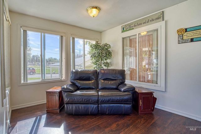 141 N 20th, Payette, ID 83661