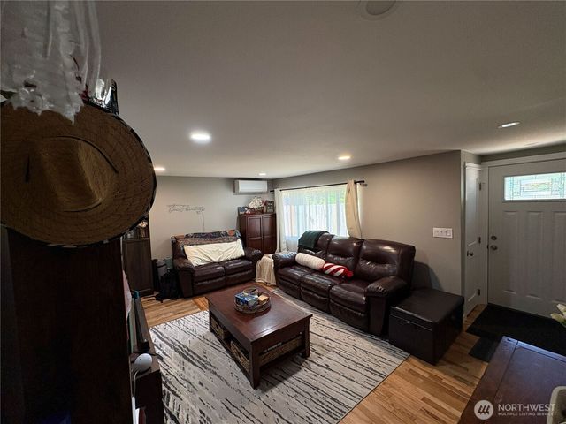 4532 The Cedars, Bremerton, WA 98312