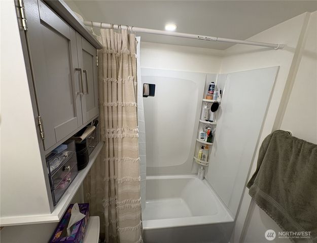 4532 The Cedars, Bremerton, WA 98312