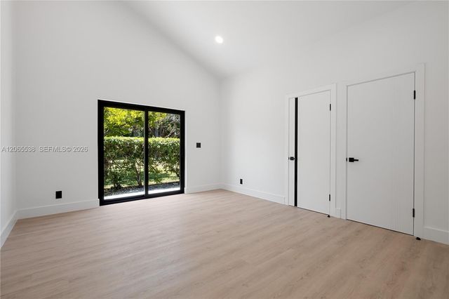 1543 SW 1st Avenue, Boca Raton, FL 33432