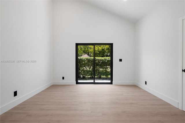 1543 SW 1st Avenue, Boca Raton, FL 33432