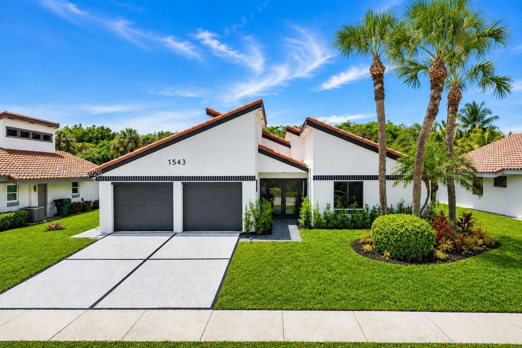 1543 SW 1st Avenue, Boca Raton, FL 33432