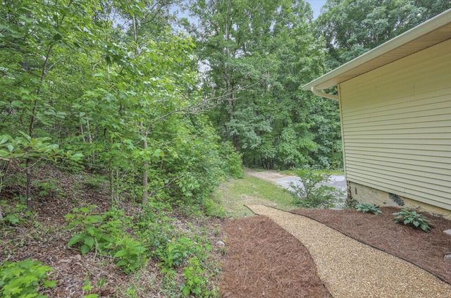 8141 Lakewinds Drive, Harrison, TN 37341