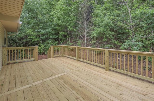 8141 Lakewinds Drive, Harrison, TN 37341