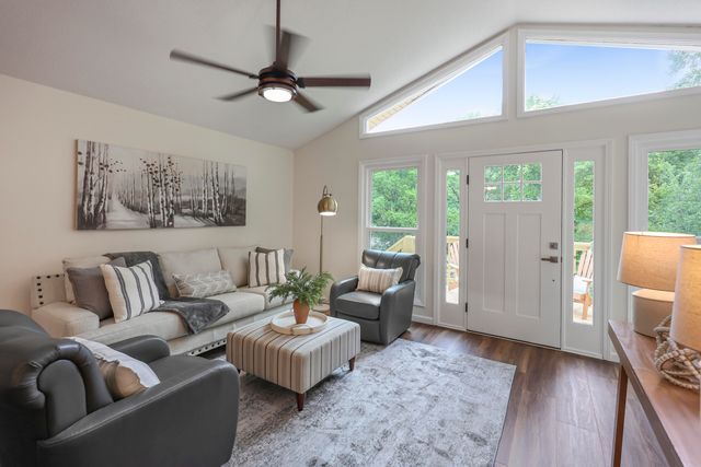 8141 Lakewinds Drive, Harrison, TN 37341