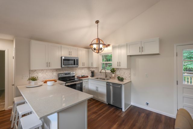 8141 Lakewinds Drive, Harrison, TN 37341