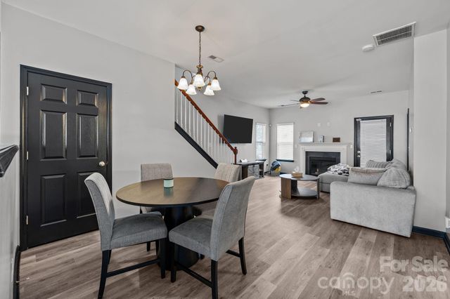 14062 Singleleaf Lane, Charlotte, NC 28278