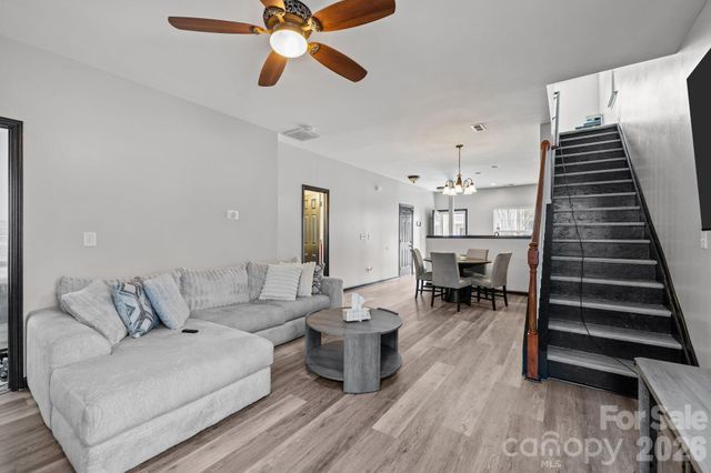 14062 Singleleaf Lane, Charlotte, NC 28278