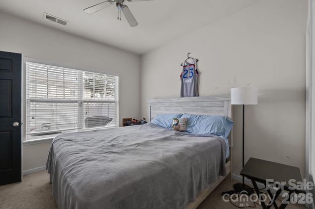 14062 Singleleaf Lane, Charlotte, NC 28278