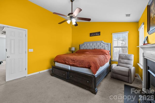 14062 Singleleaf Lane, Charlotte, NC 28278