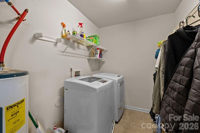 14062 Singleleaf Lane, Charlotte, NC 28278