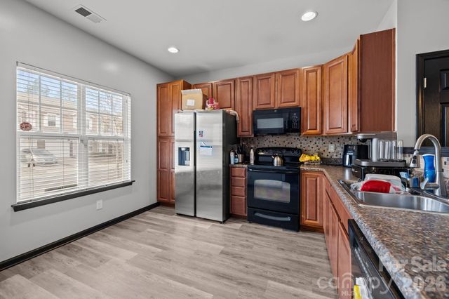 14062 Singleleaf Lane, Charlotte, NC 28278