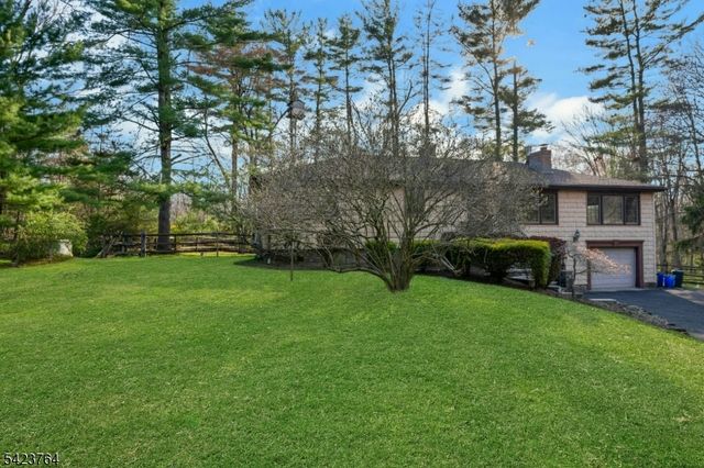 43 KING GEORGE ROAD, Warren Twp., NJ 07059