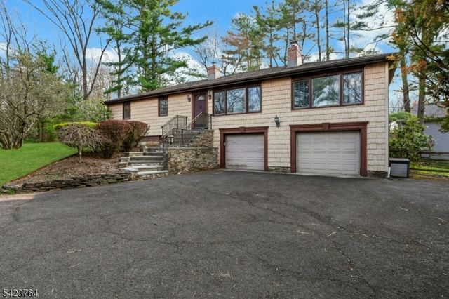 43 KING GEORGE ROAD, Warren Twp., NJ 07059