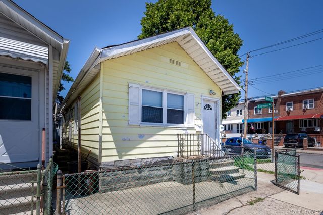 3255 Barkley Avenue A, Bronx, NY 10465