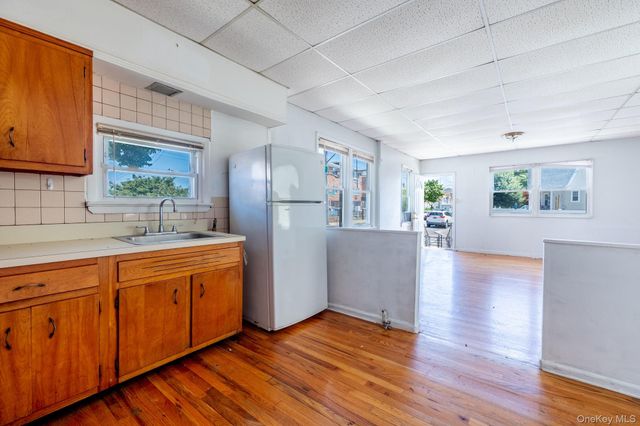 3255 Barkley Avenue A, Bronx, NY 10465