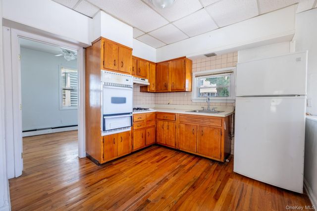 3255 Barkley Avenue A, Bronx, NY 10465
