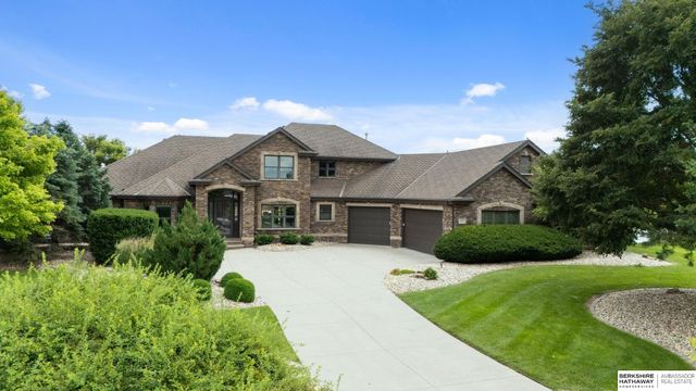 519 S 249th Circle, Waterloo, NE 68069