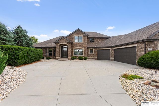 519 S 249th Circle, Waterloo, NE 68069