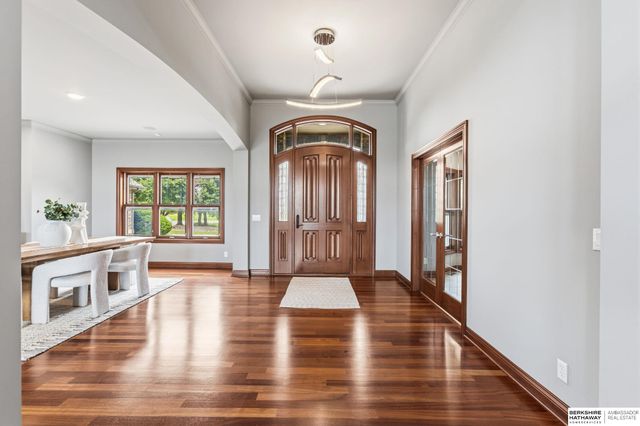 519 S 249th Circle, Waterloo, NE 68069