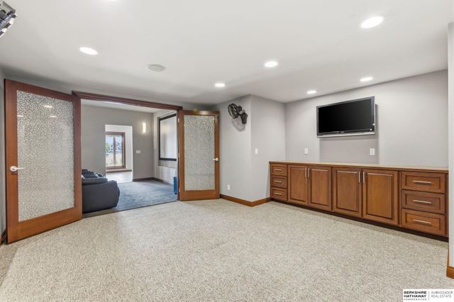 519 S 249th Circle, Waterloo, NE 68069