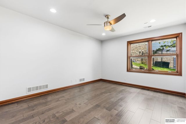 519 S 249th Circle, Waterloo, NE 68069