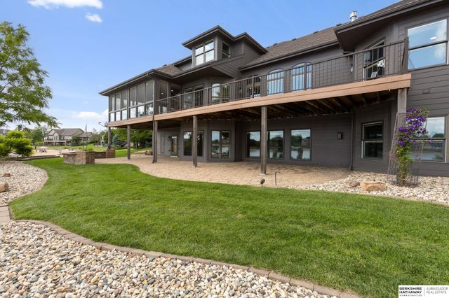 519 S 249th Circle, Waterloo, NE 68069