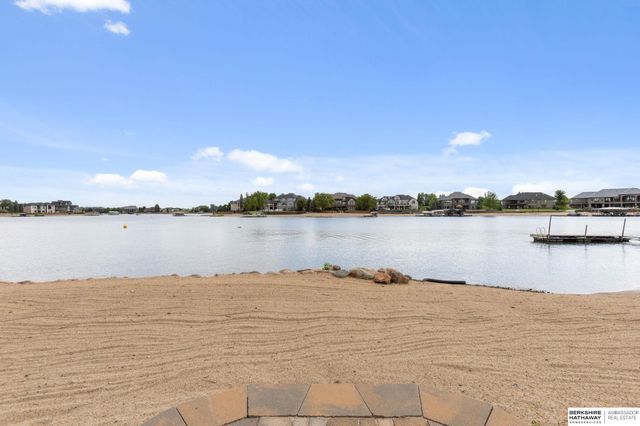 519 S 249th Circle, Waterloo, NE 68069