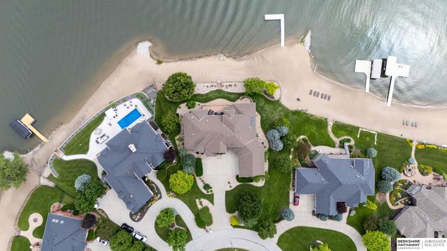 519 S 249th Circle, Waterloo, NE 68069