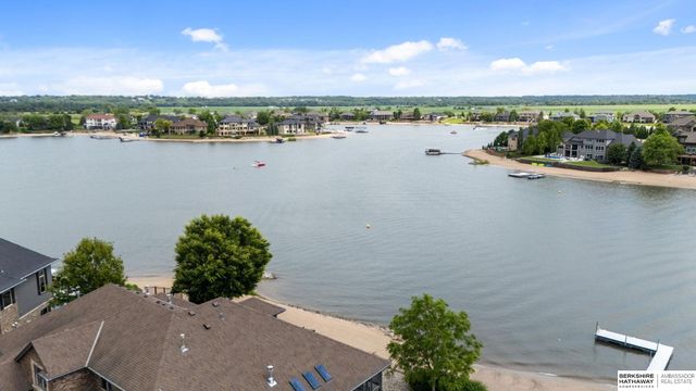 519 S 249th Circle, Waterloo, NE 68069