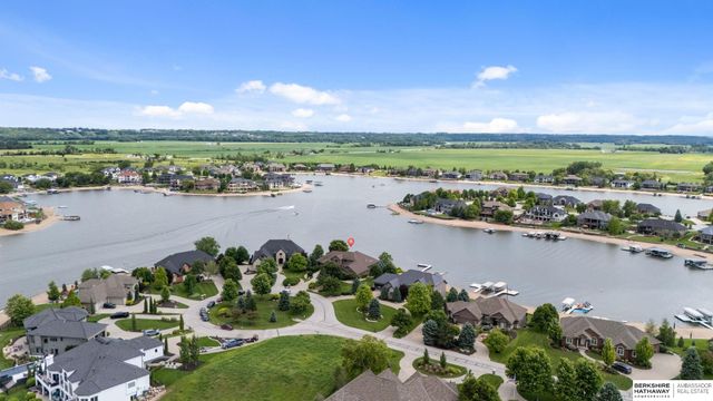 519 S 249th Circle, Waterloo, NE 68069