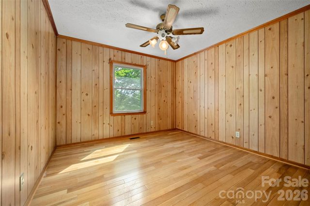 184 Clelo Drive, Casar, NC 28020