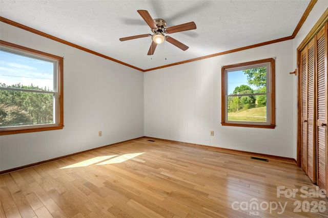 184 Clelo Drive, Casar, NC 28020