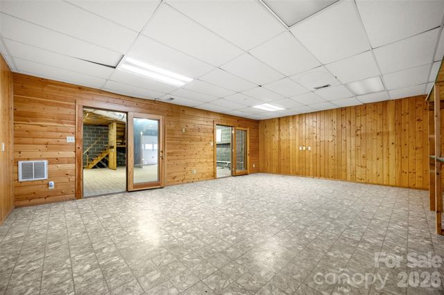 184 Clelo Drive, Casar, NC 28020