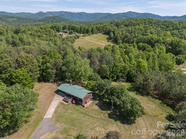 184 Clelo Drive, Casar, NC 28020