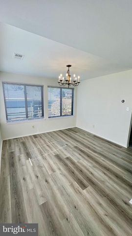 10748 WAYRIDGE DR, Gaithersburg, MD 20886