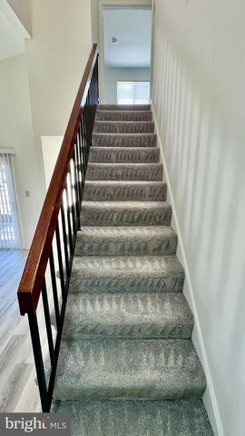 10748 WAYRIDGE DR, Gaithersburg, MD 20886