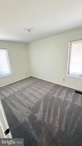 10748 WAYRIDGE DR, Gaithersburg, MD 20886