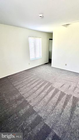 10748 WAYRIDGE DR, Gaithersburg, MD 20886