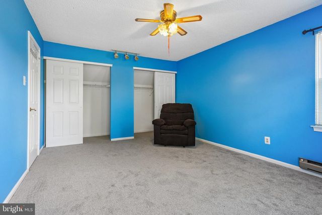 7 FAIRMOUNT DR, Sicklerville, NJ 08081
