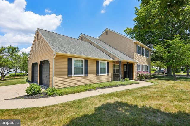 7 FAIRMOUNT DR, Sicklerville, NJ 08081